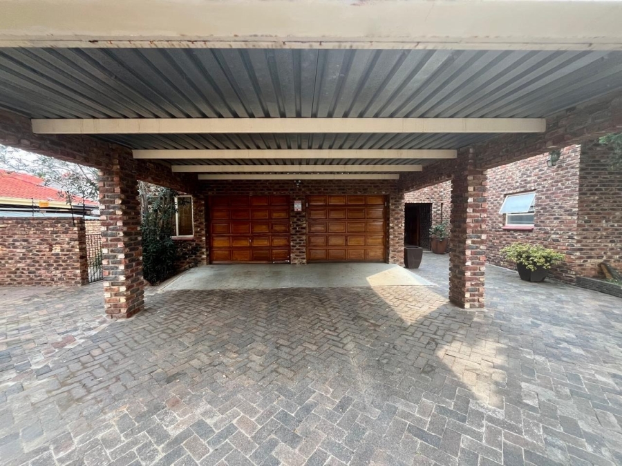 3 Bedroom Property for Sale in Flimieda North West